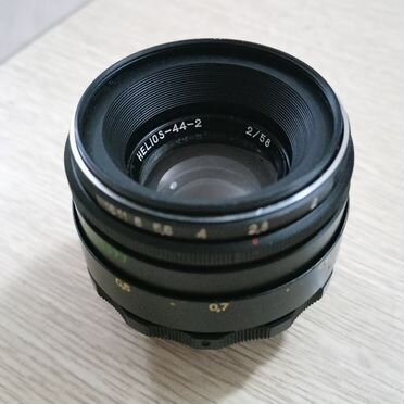 Объектив Helios-44-2