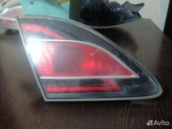 Задний фонарь в крышку багажника Mazda 6GH L