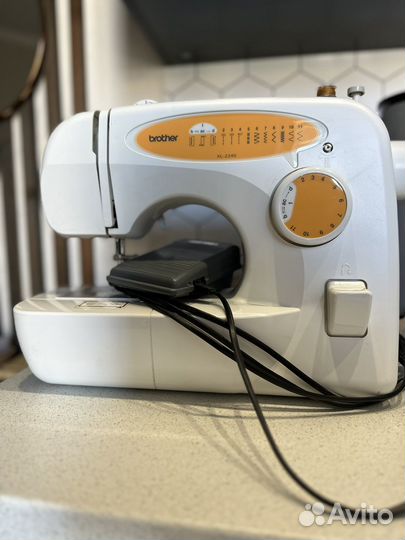 Швейная машинка brother