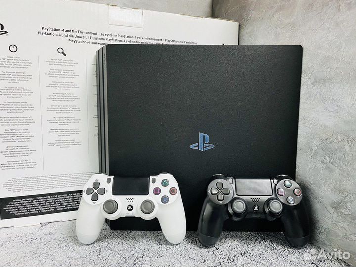 Sony Playstation 4 Pro 1TB CUH-7208B с коробкой S