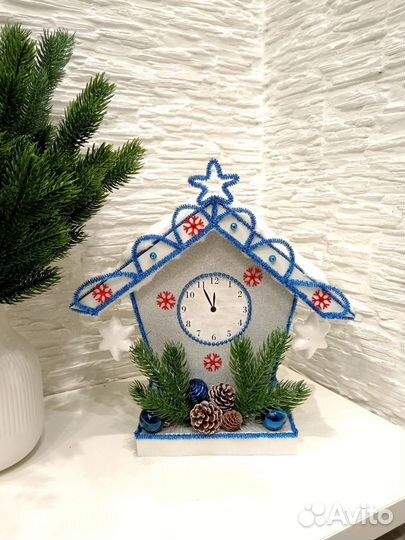 Новогодние часы поделка