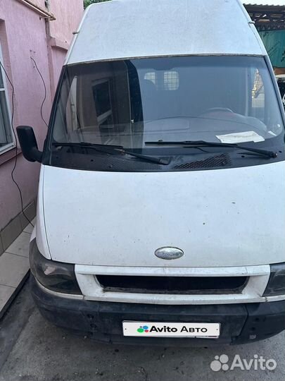 Ford Transit 2.0 МТ, 2002, 100 000 км