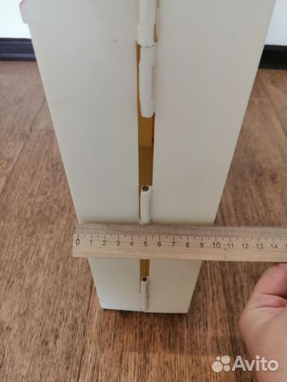 Кукольный домик с мебелью