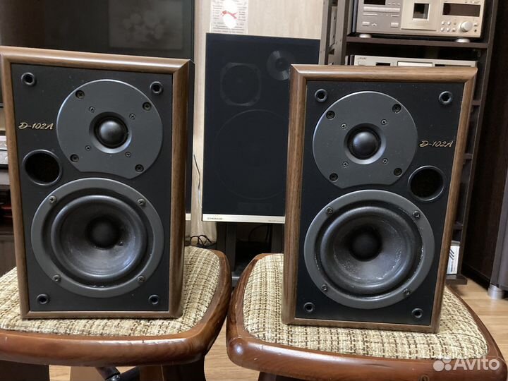 Акустика onkyo D-102A