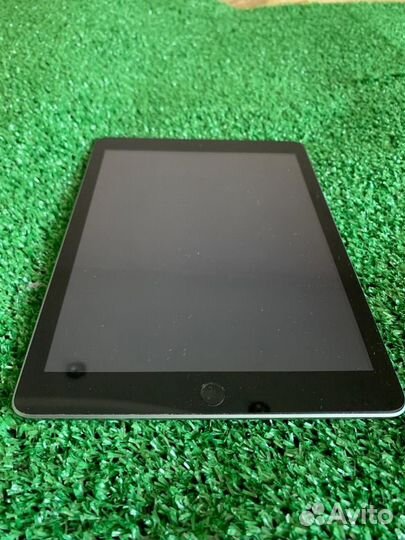 iPad 6 2018 128gb/wifi/no Touch ID/ лагает сенсор