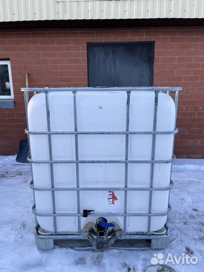 Еврокуб 1000л, Бочки пластиковые 180л