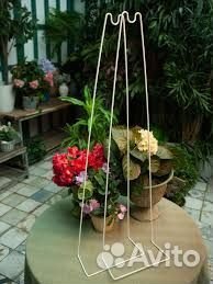 Подставка под фитолампу