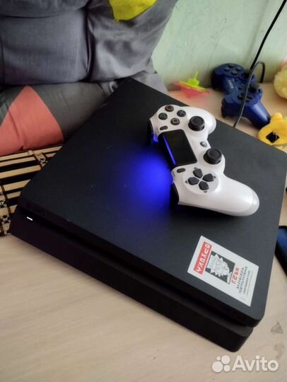 Sony PlayStation PS4 Slim 500GB