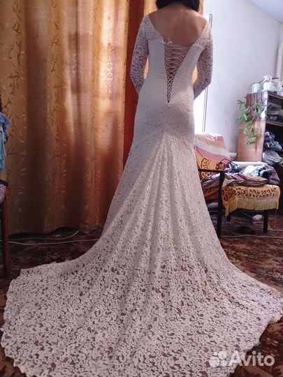 Свадебное платье