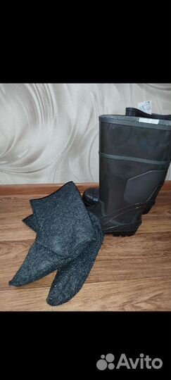 Резиновые сапоги