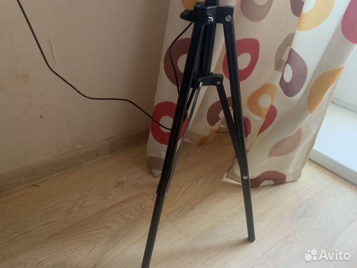 Кольцевая лампа 26 см