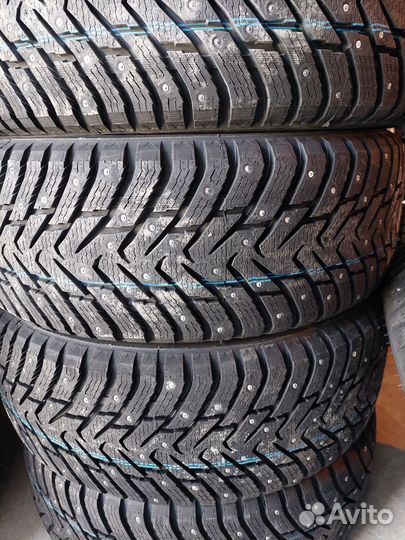 Nokian Tyres Nordman 8 SUV 255/60 R18 112T
