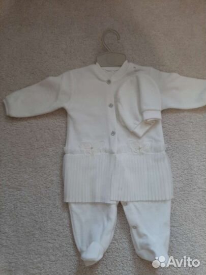 Костюмчик для девочки, на выписку