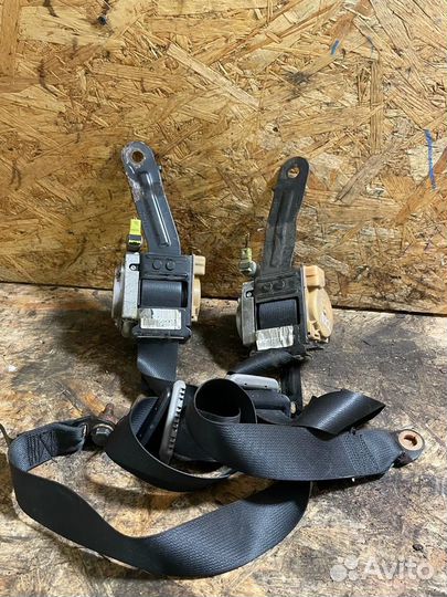 Ремень безопасности Ниссан Альмера N16