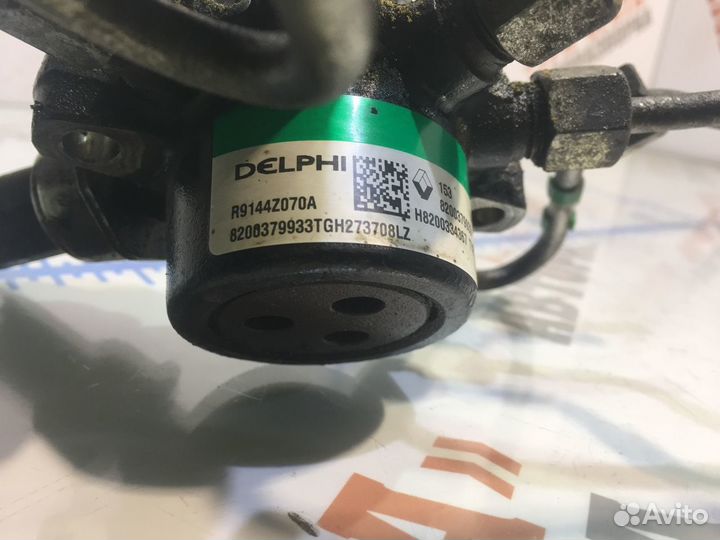 Рено Кангу Рейка топливная с датчиком