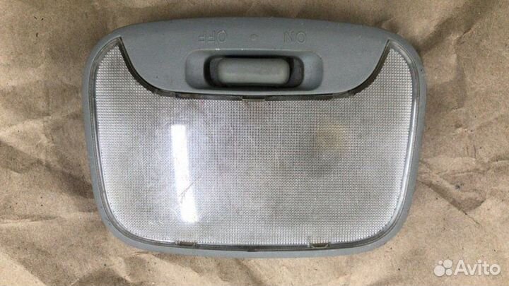 Плафон подсветки салона задний Mitsubishi Lancer