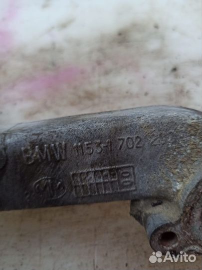 Патрубок трубка системы охлаждения m62 BMW x5 e53