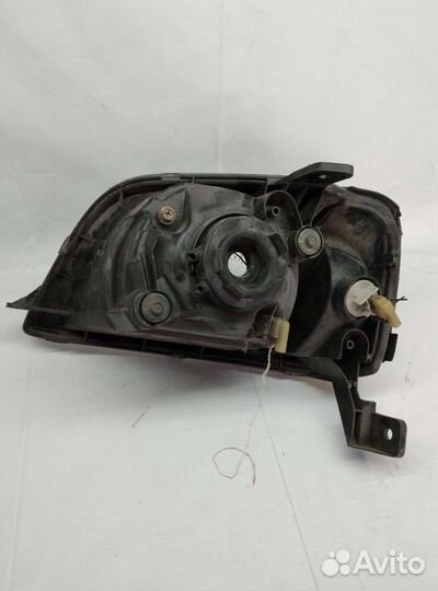 Фара передняя правая Honda Logo