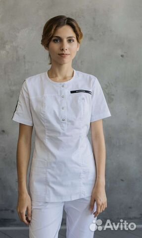 Медицинский костюм новый