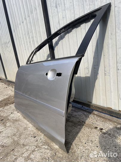Дверь передняя левая Ford Focus 2