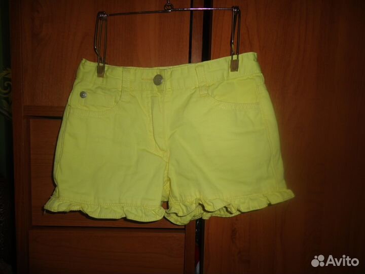 Шорты, футболки ,юбка, платье