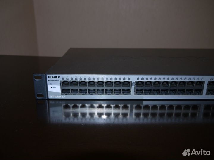 Управляемый коммутатор D-Link DES-1210-52