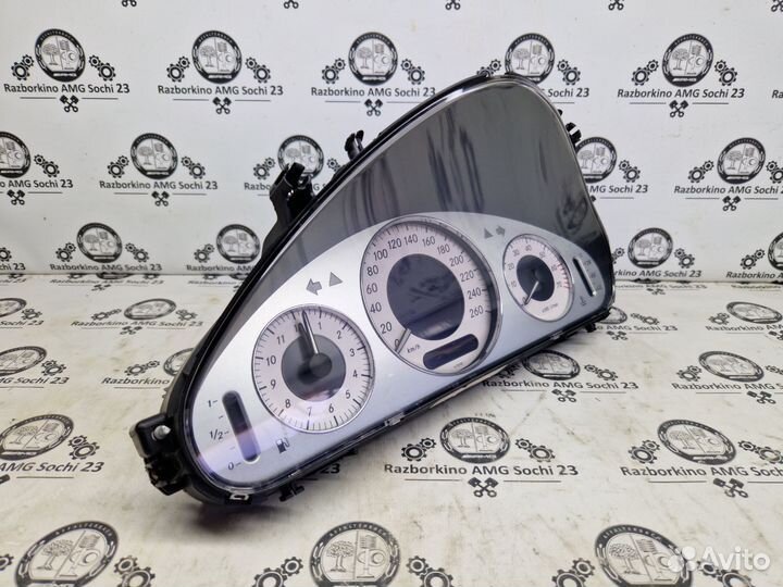 Панель приборов до рестайлинг для Mercedes W211