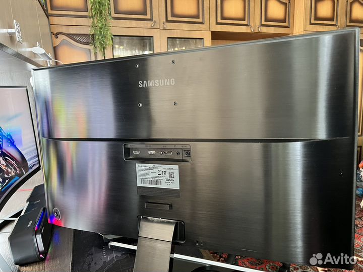 Монитор Samsung 4K U28E590D