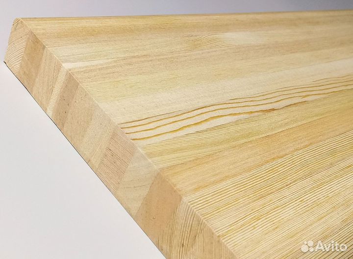 Ступень для лестницы из лиственницы 40х400х1200мм