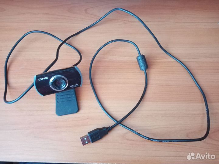 Веб-камера DNS-HD703AB