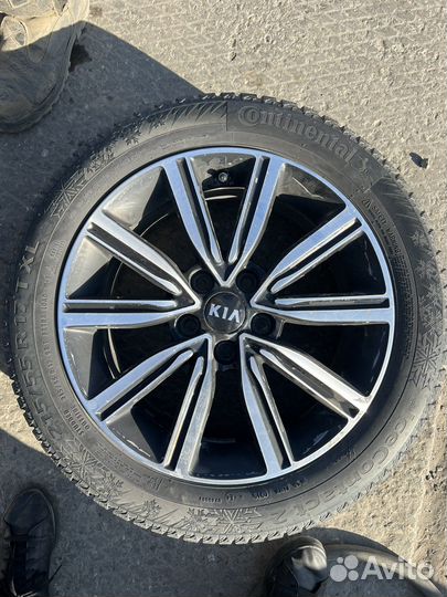 Continental IceContact 2 215/55 R17