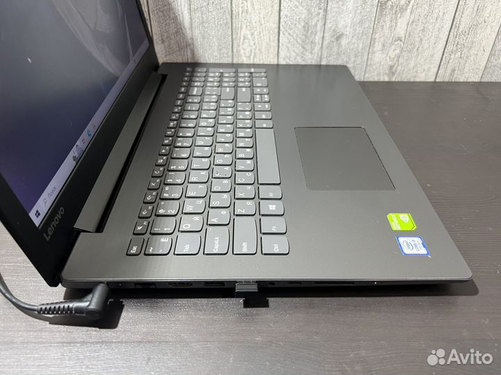 Отличный игровой ноутбук Lenovo 8GB/i3-7/MX-150