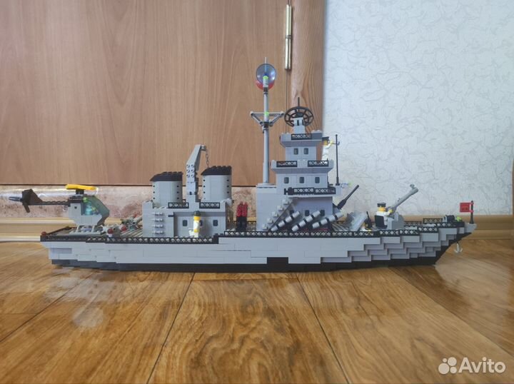 Lego военный корабль