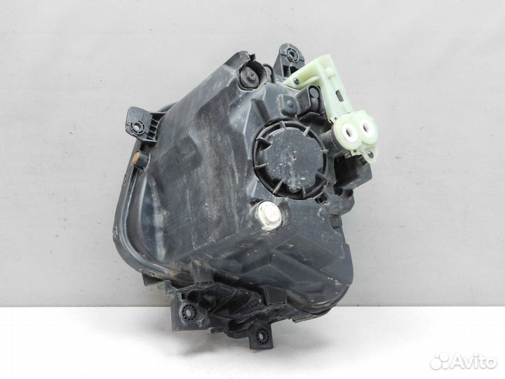 Фара правая Hyundai Tucson