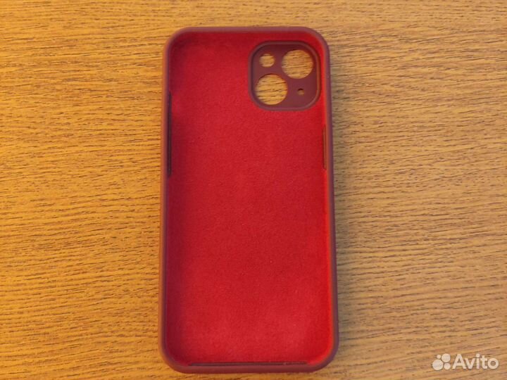 Чехол на iPhone 13