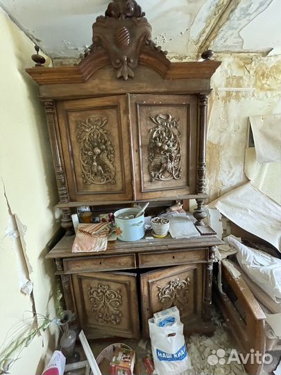Старинный буфет комод