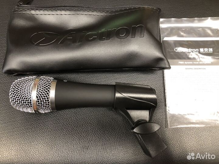 Микрофон динамический, вокальный Alctron