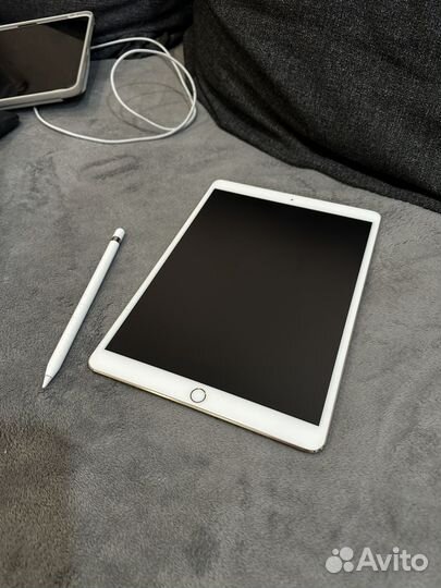 iPad pro 10.5 64 гб