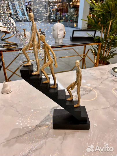 Статуэтка ручной работы