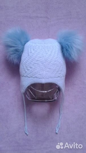 Шапочка зимняя с меховыми помпонами