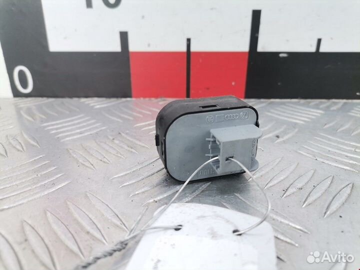 Кнопка (выключатель) Audi A4 B6 2004 8E0959565A