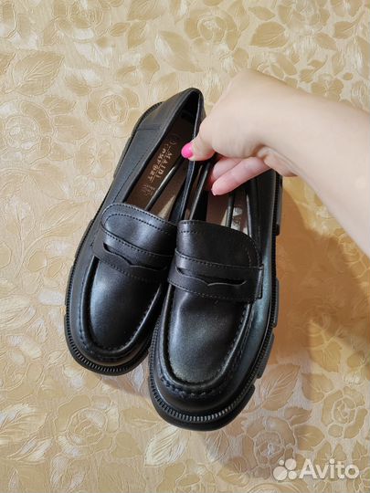 Лоферы новые 39 р