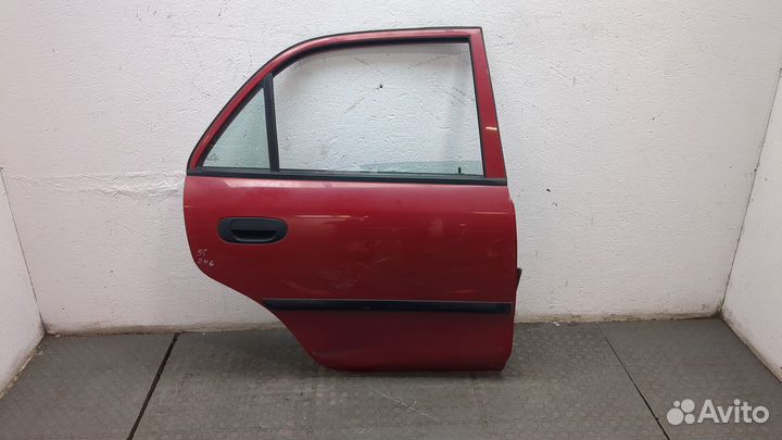 Дверь боковая Mitsubishi Carisma, 1999