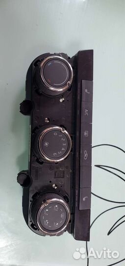 Блок управления климатом Skoda Octavia A7