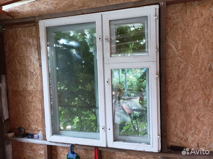 Окно деревянное 140х130 см