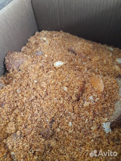 Хлеб для корма животных и птицы