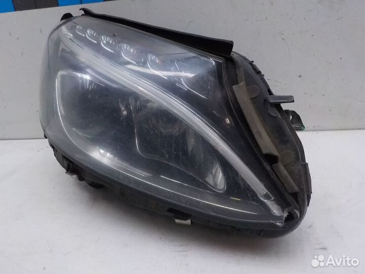 Фара правая Mercedes-Benz W205 (C-Klasse) 2013