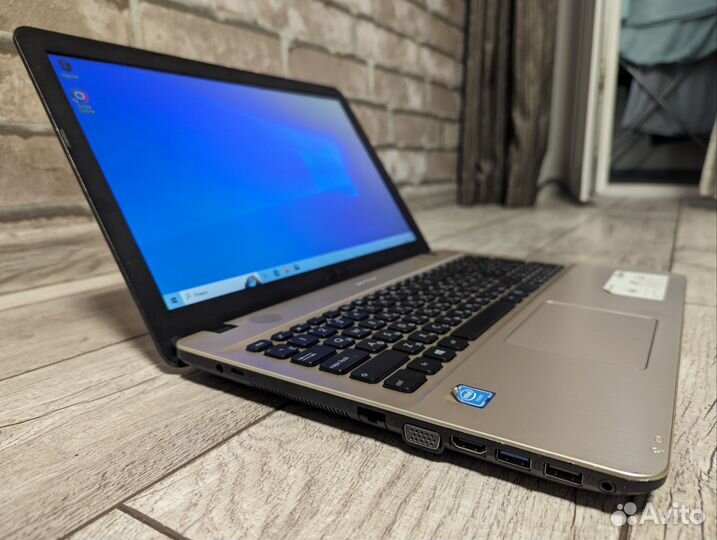 Отличный ноутбук Asus для учебы/работы