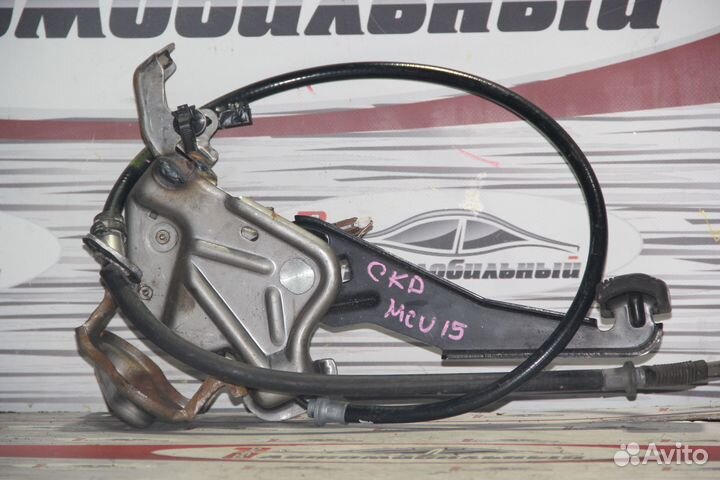 Педаль ручника c Toyota Harrier MCU15W 1MZ-FE