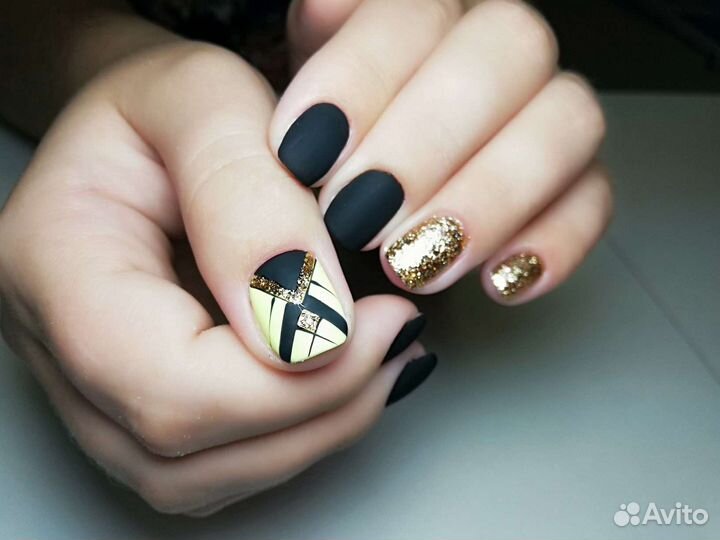 Маникюр Педикюр